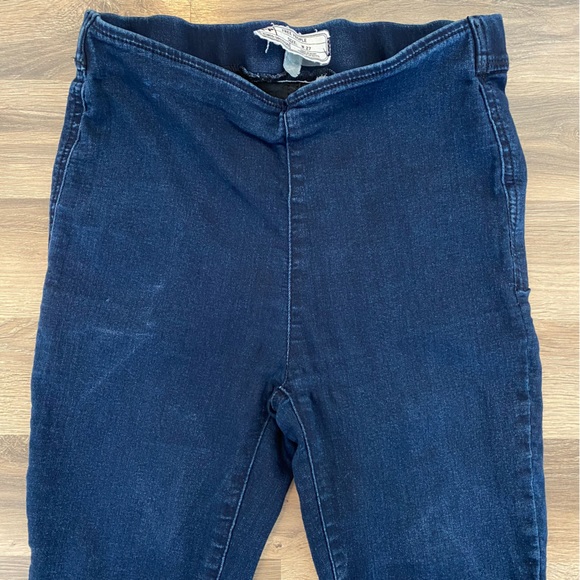 Free People Dark Wash Pull On Skinny Jeans - Picture 3 of 5